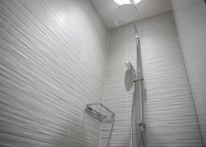 Amazing Maisonette Next To Harbour Of Cy 아파트 파포스