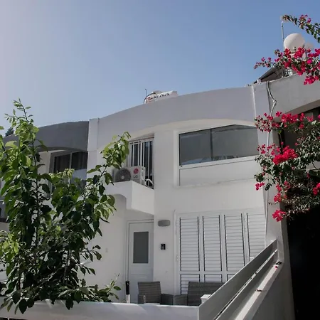 Amazing Maisonette Next To Harbour Of Cy Apartment