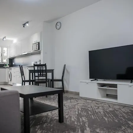 Amazing Maisonette Next To Harbour Of Cy Apartment Paphos